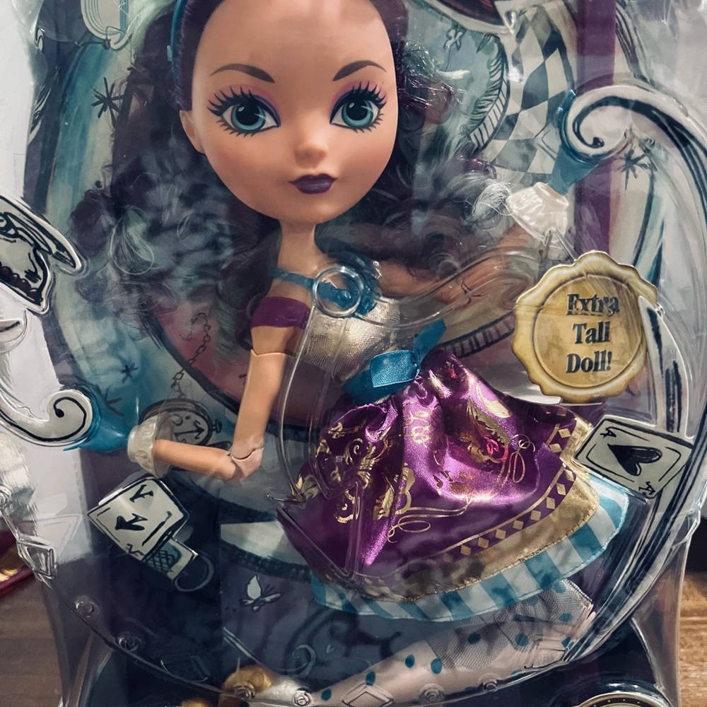 Mattel Discontinued Ever After High Doll Madeline by Madeline Hatter 17 in High - Picture 3 of 13